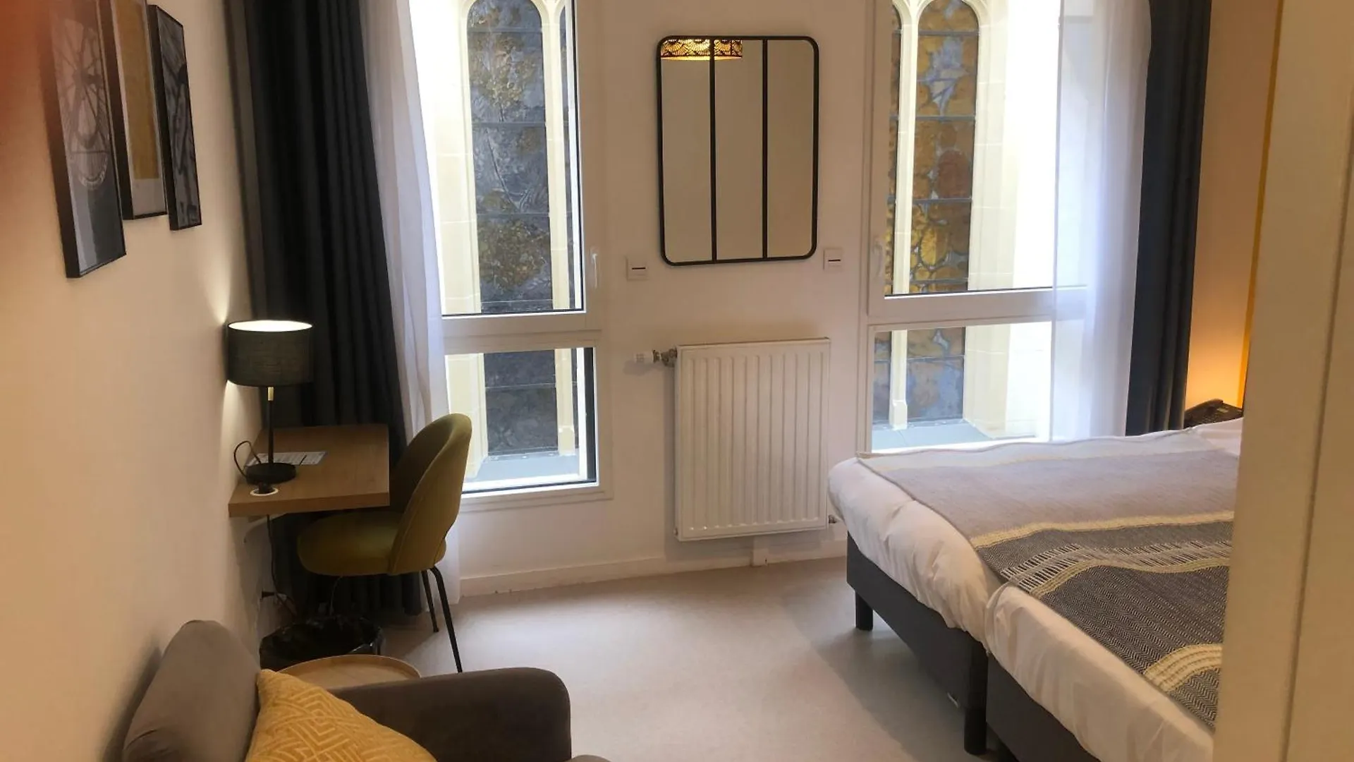 Hotel Maison Saint Charles - Association Habitat Et Humanisme Ile De France Paris France