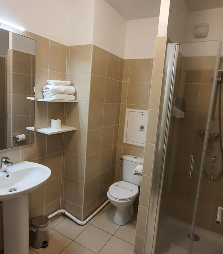 Hotel Maison Saint Charles - Association Habitat Et Humanisme Ile De France París Francia